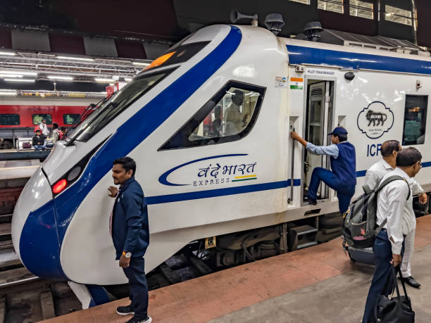 जोधपुर से दिल्ली ट्रेन वंदे भारत एक्सप्रेस: टाइम टेबल, रूट, टिकट बुकिंग की जानकारी