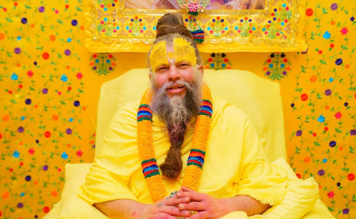 Premanand Ji Maharaj: प्रेम, भक्ति और ज्ञान के प्रतीक जाने पूरी जानकारी।